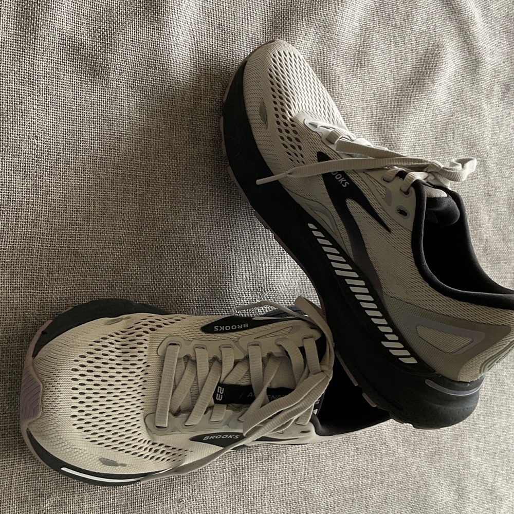 Brooks Athletic Shoes in Gray and Black - Picture 3 of 16